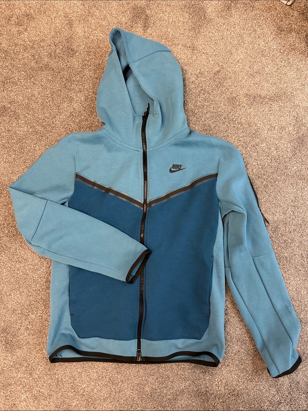 Nike Elite RARE Men’s Two-Tone Blue Zip Hoodie Jacket